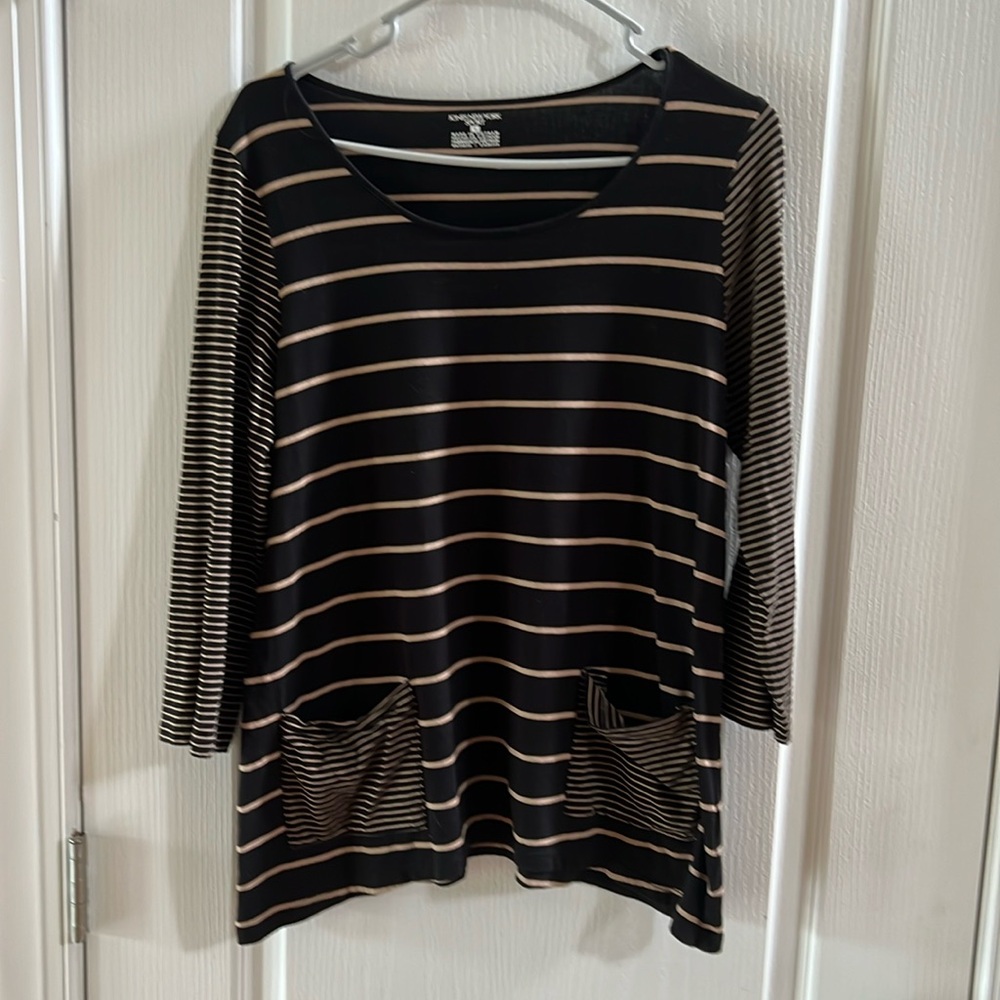 Casual striped top with pockets